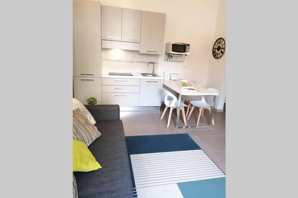 Charming & Spacious Florentine Home Just Two Mins From Tram Stop Φλωρεντία Εξωτερικό φωτογραφία